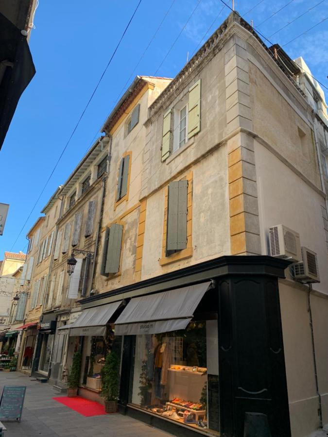 Cosy Centre Historique Apartment อาร์ลส์ ภายนอก รูปภาพ